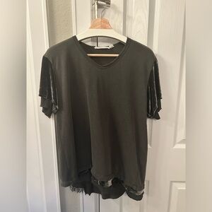 Wilt short-sleeved, raw hem sweatshirt